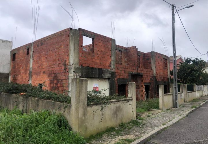 Helårsgrund i Corroios, Setubal, Corroios - € 130.000 | Ref: SALI0224 - foto 1