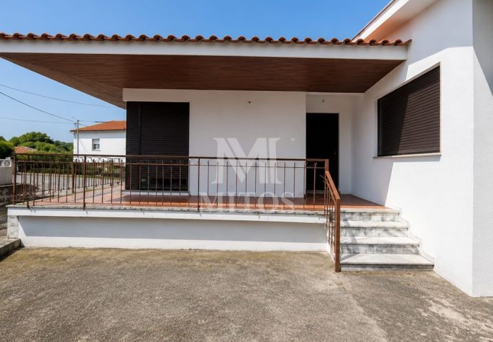 Villa i Barroselas, Viana do Castelo, Barroselas - € 350 000 | Ref: S245 - foto 1
