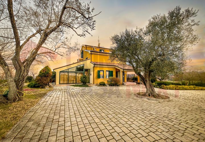 Villa a San Marcello, Ancona, San Marcello - € 338.000 | Ref: 2825 - foto 1