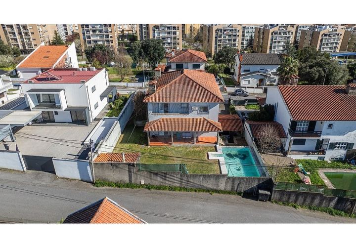 Villa in Braga, Braga, Braga - € 649.900 | Ref: 123331090-101 - foto 1