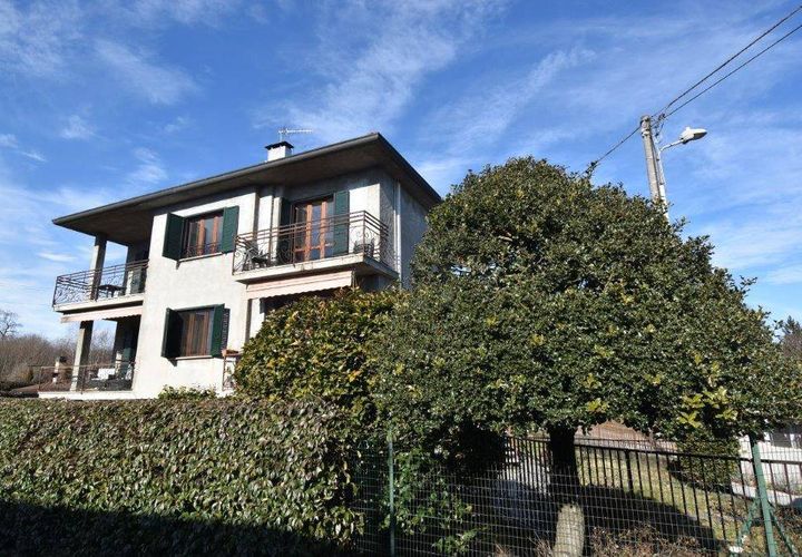 Villa a Brebbia, Varese, Brebbia - € 325.000 | Ref: 1327 - foto 1