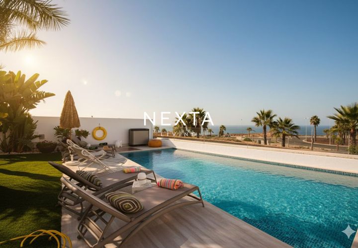 Villa a Adeje, Tenerife, Adeje - € 1.690.000 | Ref: 1104 - foto 1