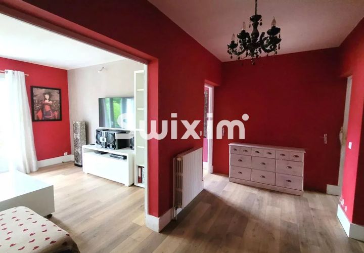 Villa a Montmorot, Jura, Montmorot - € 250.000 | Ref: 2480 Sg - foto 1