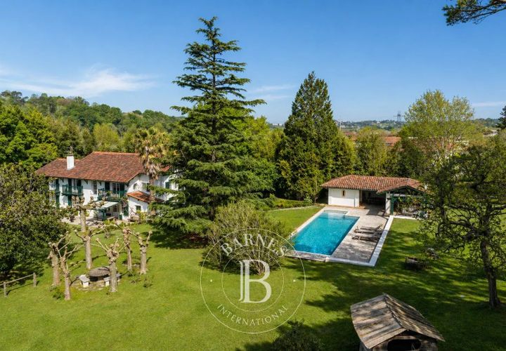 Villa a Ascain, Pyrenees-Atlantiques, Ascain - € 1.860.000 | Ref: M1841 - foto 1