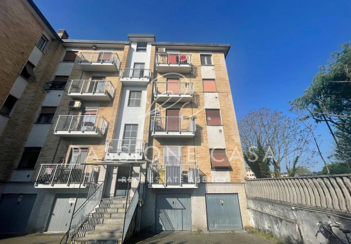 Apartament a Segrate, Milan, Segrate - € 600/mes | Ref: 122 - foto 1