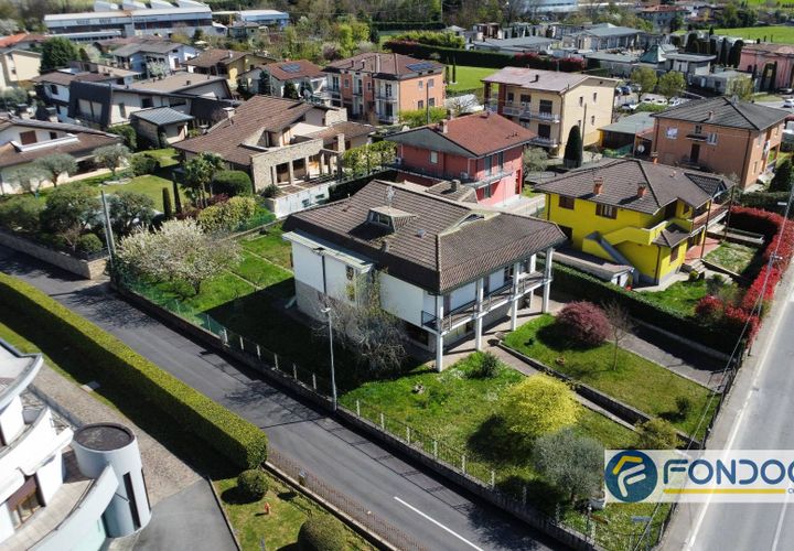 Villa i Telgate, Bergamo, Telgate - € 380.000 | Ref: DUPLI.TEL.03.FS - foto 1