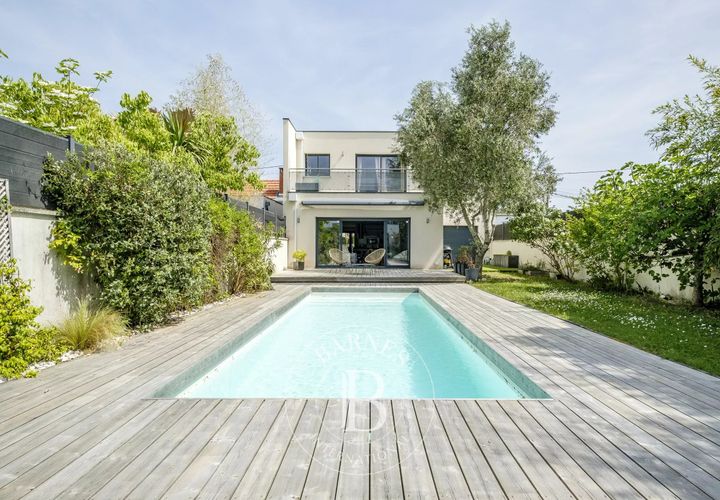 Villa i Bordeaux, Gironde, Bordeaux - € 999.000 | Ref: M3201 - foto 1