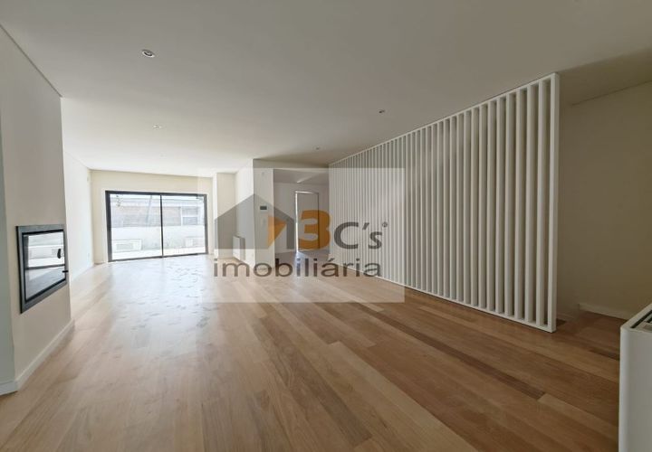 Rækkehus i Senhora da Hora, Porto, Senhora da Hora - € 650.000 | Ref: MB_1468 - foto 1