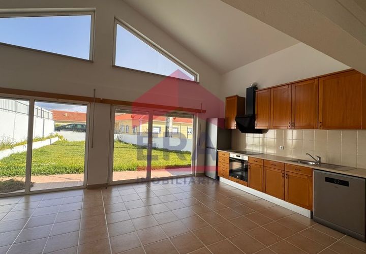 Villa a Ribamar, Lisbon, Ribamar - € 350.000 | Ref: 130260055 - foto 1