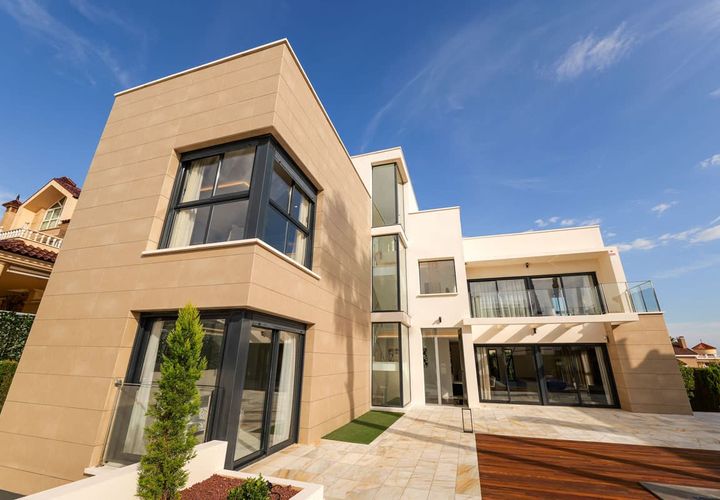 Villa a Torrevieja, Alicante, Torrevieja - € 1.630.000 | Ref: NBCB-23782 - foto 1