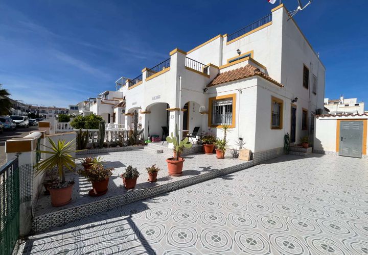 Villa a Orihuela, Alicante, Orihuela - € 189.000 | Ref: B-3170 - foto 1