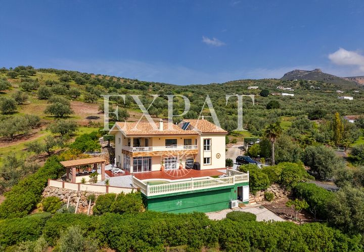 Landejendom i Alcaucin, Malaga, Alcaucin - € 795.000 | Ref: 0489 - foto 1