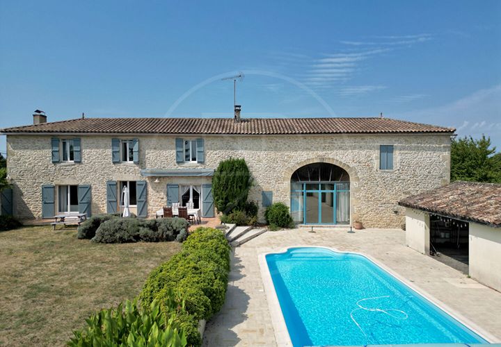 Villa i Sauveterre-de-Guyenne, Gironde, Sauveterre-de-Guyenne - € 667.800 | Ref: 4962 - foto 1