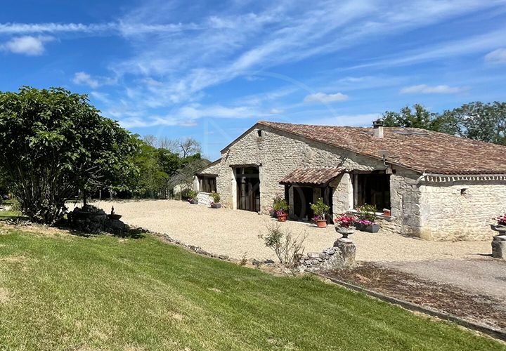 Villa a Duras, Lot-et-Garonne, Duras - € 561.750 | Ref: 5977 - foto 1