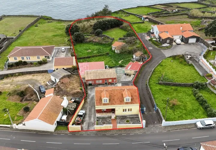 Villa i Angra do Heroismo, Terceira, Angra do Heroismo - € 450.000 | Ref: C0423-00724 - foto 1