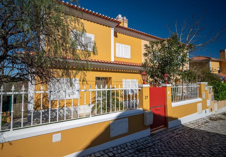Villa i Sintra, Lisbon, Sintra - € 830.000 | Ref: C0364-05794 - foto 1