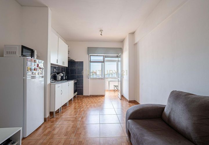 Lejlighed i Amadora, Lisbon, Amadora - € 210.000 | Ref: C0364-05798 - foto 1