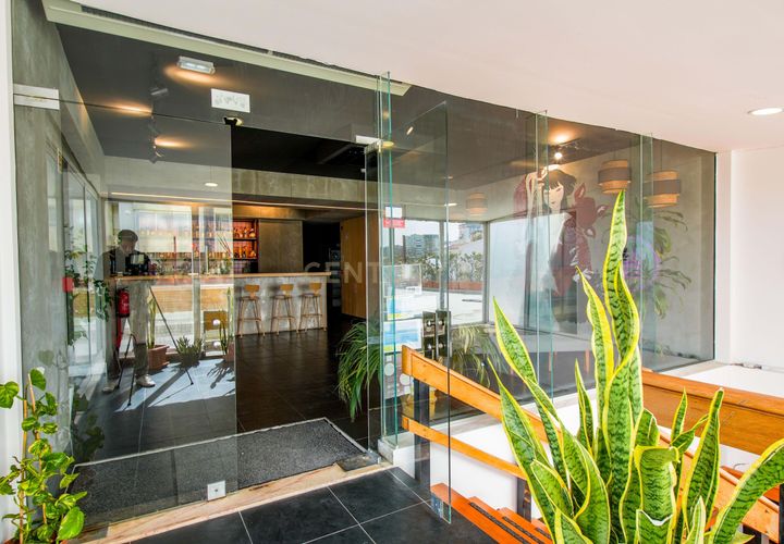 Erhvervsejendom i Almada, Setubal, Almada - € 2.250.000 | Ref: C0364-05796 - foto 1
