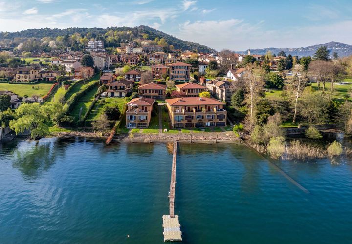 Villa i Ranco, Varese, Ranco - € 450.000 | Ref: W-048NRK-1059935 - foto 1