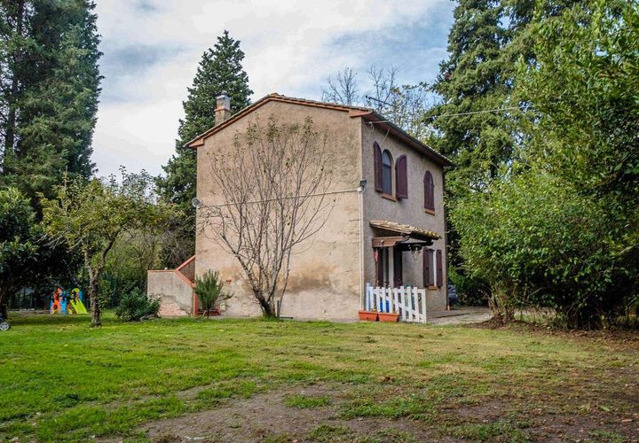 Farm hus i Volterra, Pisa, Volterra - € 300.000 | Ref: A1190RC29630-1072191 - foto 1