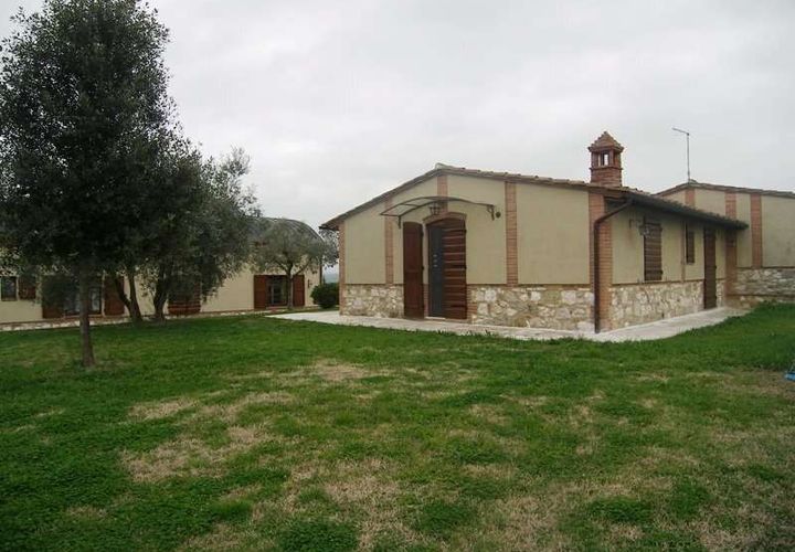 Villa i Asciano, Siena, Asciano - € 300.000 | Ref: A6380RV1077079A-1074740 - foto 1