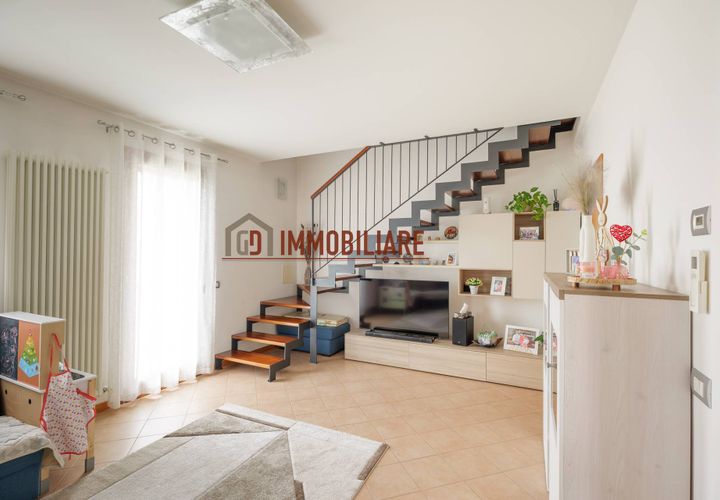 Leilighet i Crocetta del Montello, Treviso, Crocetta del Montello - € 173 000 | Ref: D115 - foto 1