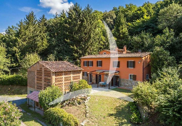 Farm hus i Pescia, Pistoia, Pescia - € 560.000 | Ref: A1190RC86823-1078403 - foto 1