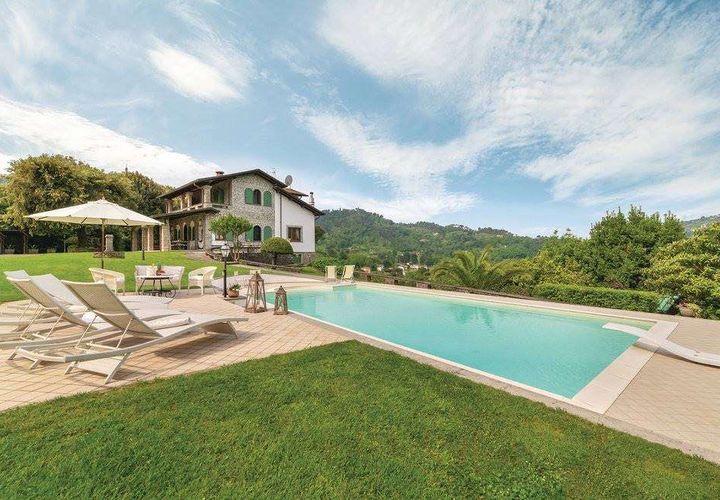 Villa i Camaiore, Lucca, Camaiore - € 2.400.000 | Ref: A10803RV2179126A-1080230 - foto 1