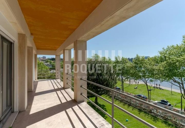 Villa a Porto, Porto, Porto - € 5.000/mes | Ref: CAS_13436 - foto 1