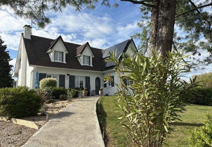 Villa i Guiscard, Oise, Guiscard - € 280.000 | Ref: 3011443830 - foto 1