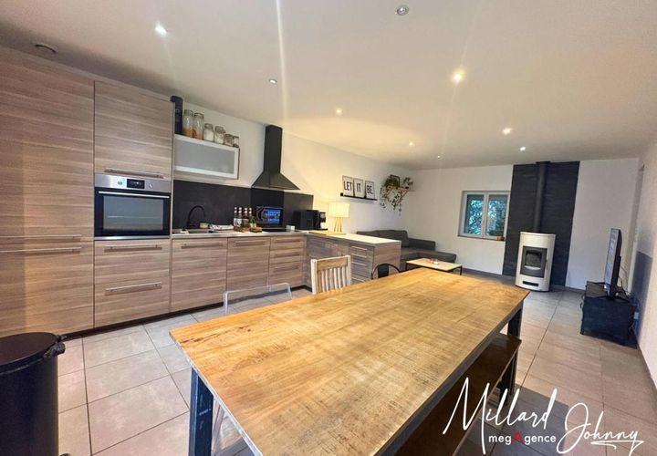 Villa a Saint-Vallier, Saone-et-Loire, Saint-Vallier - € 97.000 | Ref: 199993 - foto 1
