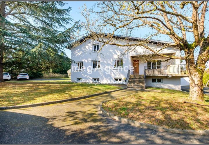 Villa a Bage-Dommartin, Ain, Bage-Dommartin - € 950.000 | Ref: 200997 - foto 1