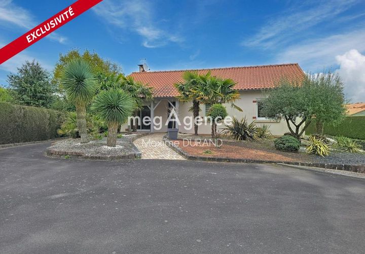 Villa i Cholet, Maine-et-Loire, Cholet - € 275.000 | Ref: 201308 - foto 1