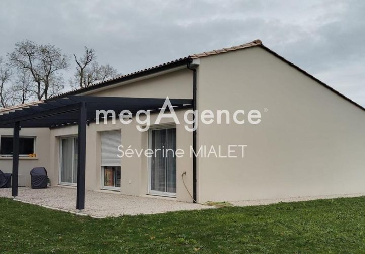 Villa i Julienne, Charente, Julienne - € 334.990 | Ref: 193494 - foto 1