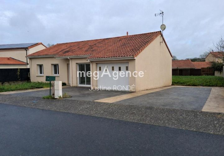 Villa a Cholet, Maine-et-Loire, Cholet - € 243.000 | Ref: 200246 - foto 1