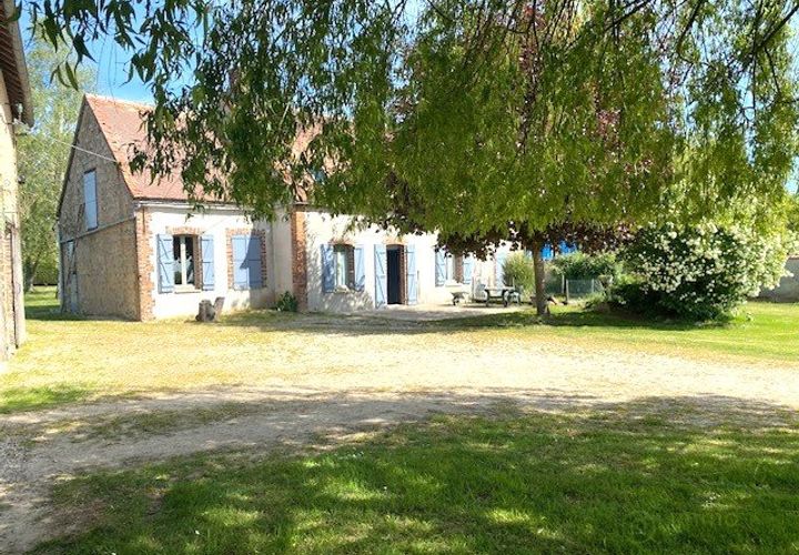 Villa i Piffonds, Yonne, Piffonds - € 189.000 | Ref: 3011443740 - foto 1