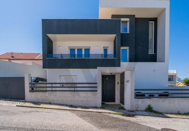 Villa i Odivelas, Lisbon, Odivelas - € 850.000 | Ref: KWPT-031188 - foto 1