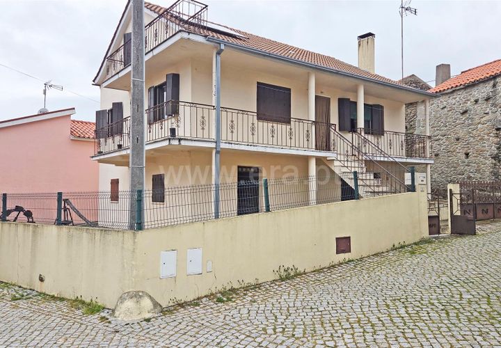 Villa i Guarda, Guarda, Guarda - € 99.000 | Ref: 046260098 - foto 1