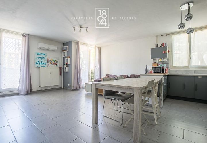 Lejlighed i Marseille, Bouches-du-Rhone, Marseille - € 185.000 | Ref: JLVZ-60D-NF5 - foto 1