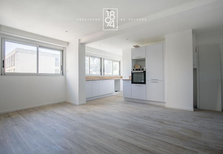 Leilighet i Marseille, Bouches-du-Rhone, Marseille - € 249 000 | Ref: 5E0O-H14-E20 - foto 1