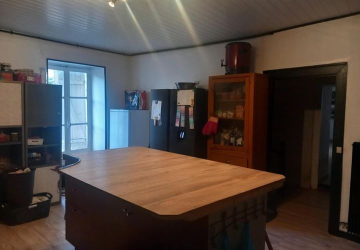 Villa i Thiers, Puy-de-Dome, Thiers - € 83.000 | Ref: 340932097974 - foto 1