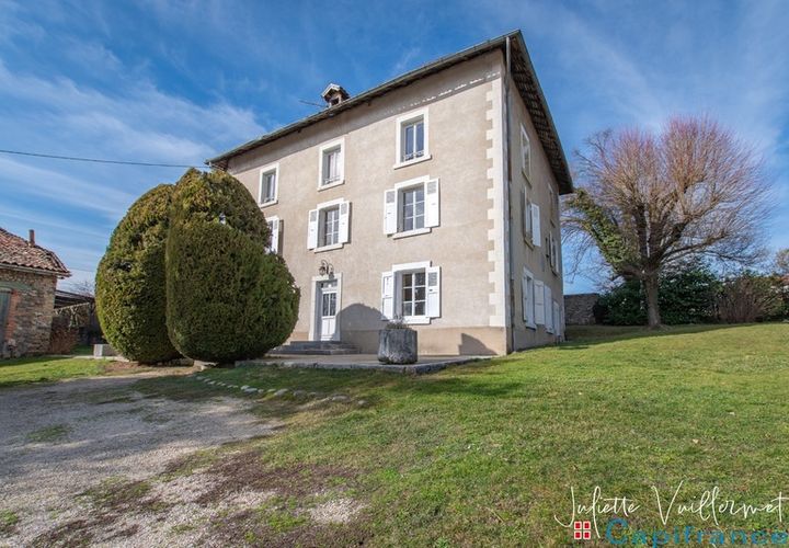 Villa a Voiron, Isere, Voiron - € 495.000 | Ref: 340939008483 - foto 1