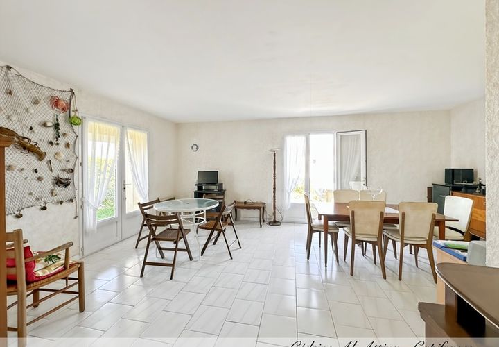 Villa a Chatelaillon-Plage, Charente-Maritime, Chatelaillon-Plage - € 318.000 | Ref: 340931979829 - foto 1
