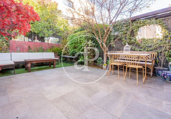 Villa a Madrid, Madrid, Madrid - € 1.660.000 | Ref: VMO2512003 - foto 1