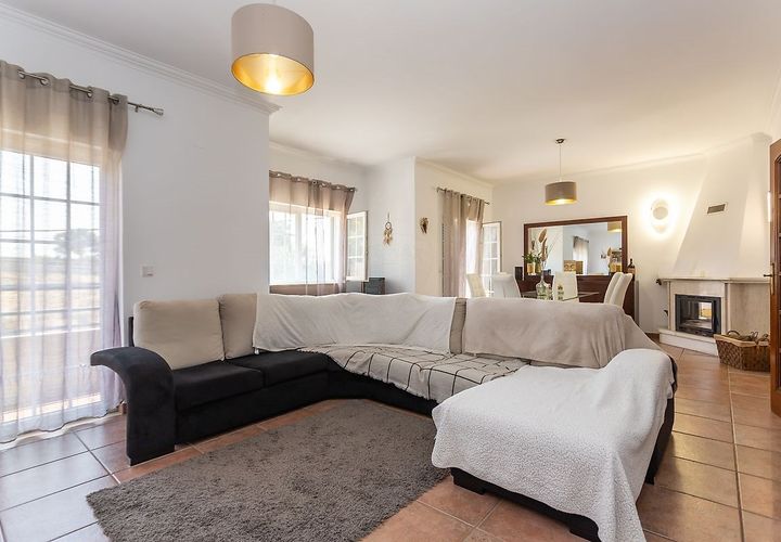Villa a Barreiro, Setubal, Barreiro - € 379.000 | Ref: 123741373-8 - foto 1