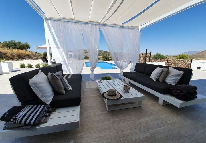 Villa a Alicante, Alicante, Alicante - € 385.000 | Ref: spky11049490 - foto 1