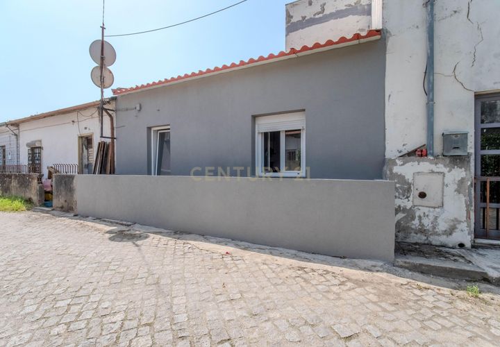 Villa i Fanzeres, Porto, Fanzeres - € 130.000 | Ref: C0272-02655 - foto 1