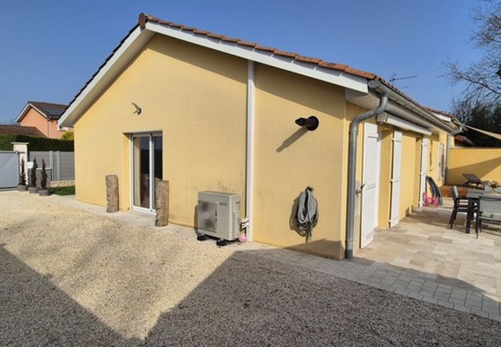 Villa a Chatillon-sur-Chalaronne, Ain, Chatillon-sur-Chalaronne - € 348.000 | Ref: 830032701576 - foto 1
