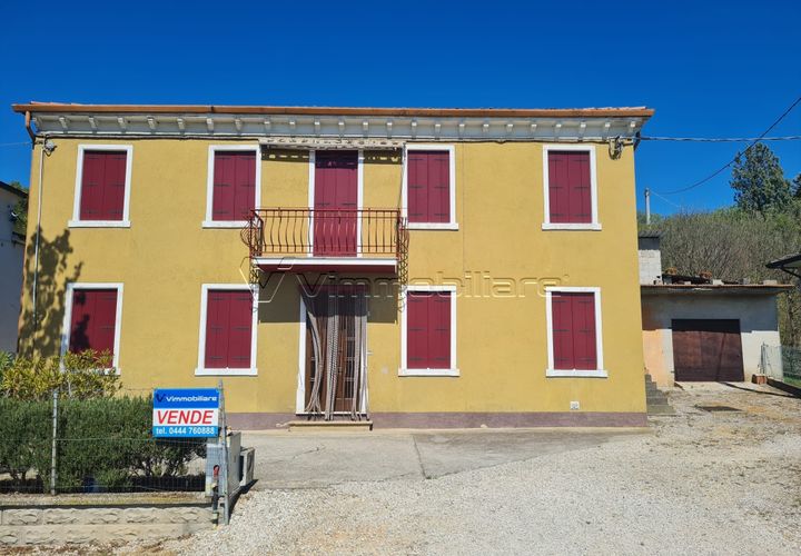 Villa i Albettone, Vicenza, Albettone - € 115 000 | Ref: GP9 - foto 1