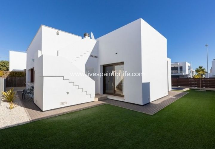 Villa a Orihuela, Alicante, Orihuela - € 449.900 | Ref: ORI VIS EXC-D - foto 1